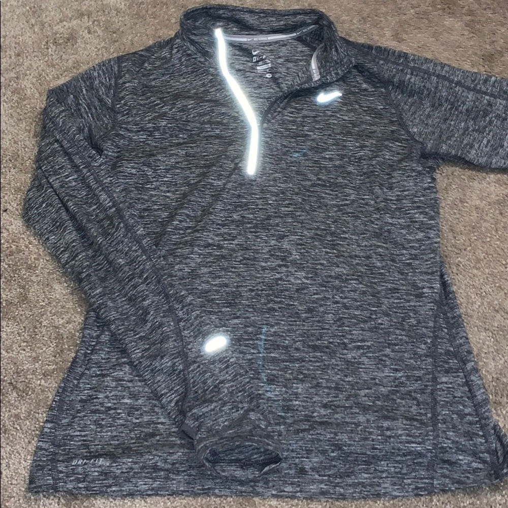 Nike pullover
